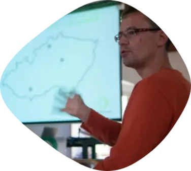 Ivo Kropáček přednáší